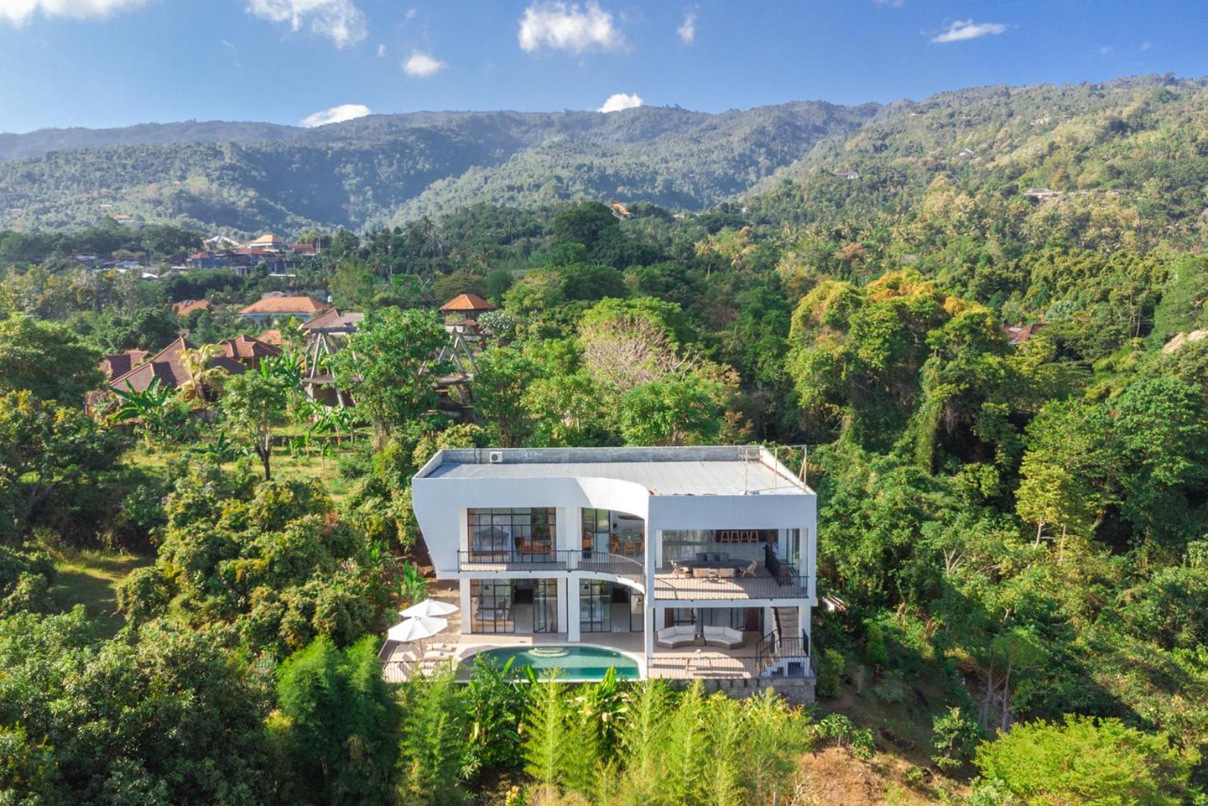 Вілла The Hacienda Lovina Екстер'єр фото